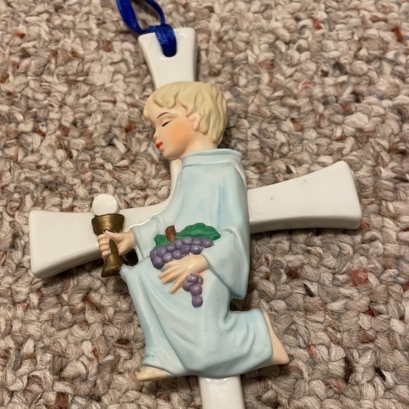 FIRST Communion Boys Cross - Picture 1 of 8
